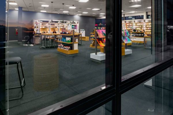 Clear Polycarbonate Storm Panels Window Glazing