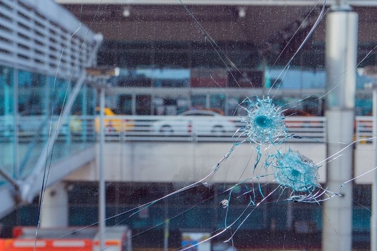 security-glazing-for-restaurants Bullet Resistant Glass for Hotels & Restaurants